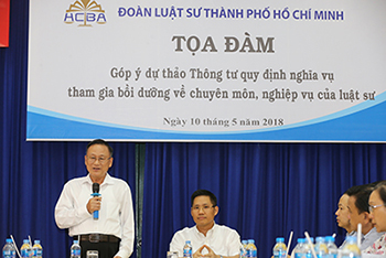 LS Nguyễn Văn Trung- Chủ nhiệm Đoàn Luật sư phát biểu khai mạc Toạ đàm